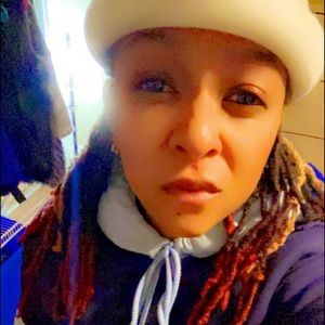 Meet your Posher, Adrian